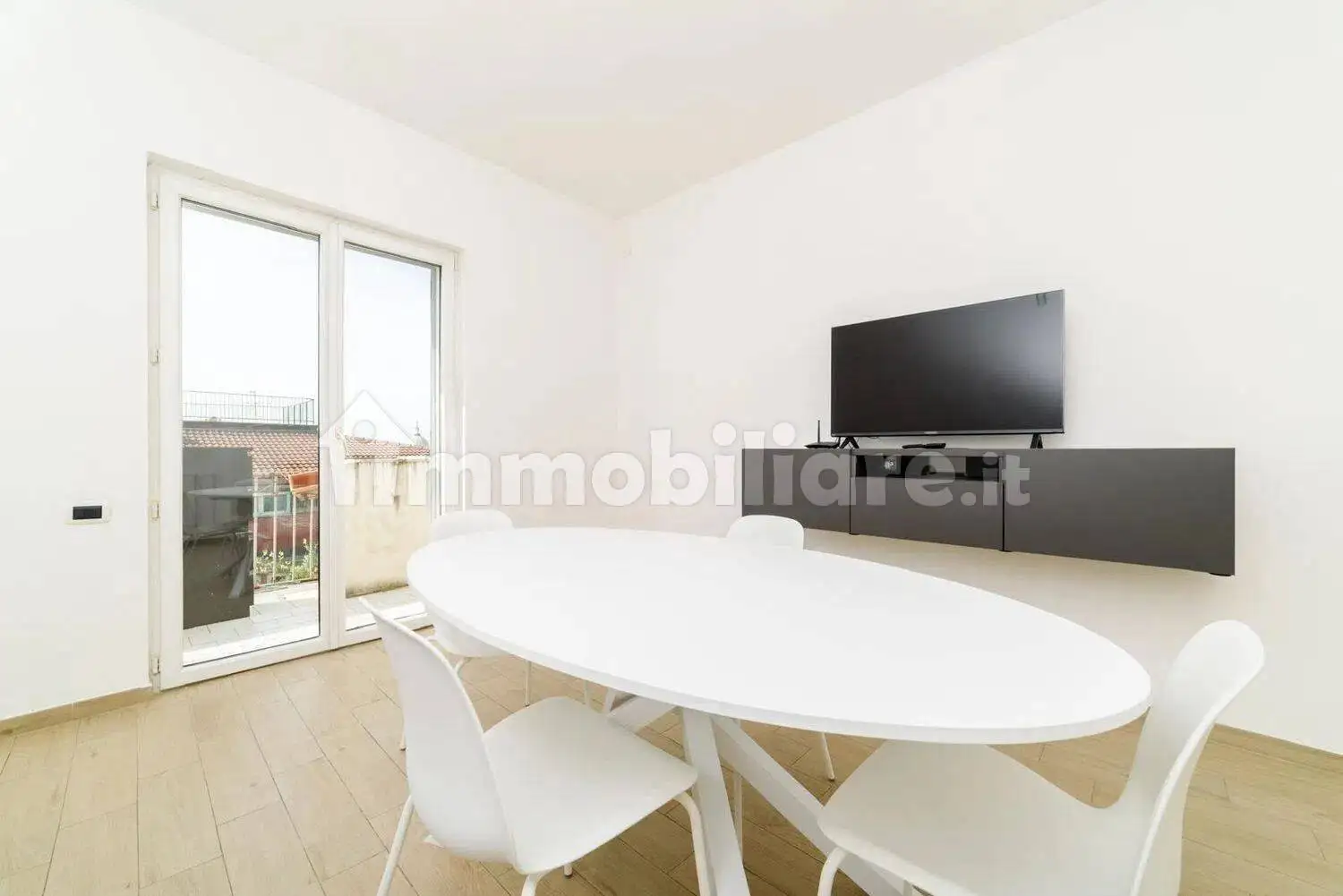 Appartamento in affitto a Napoli