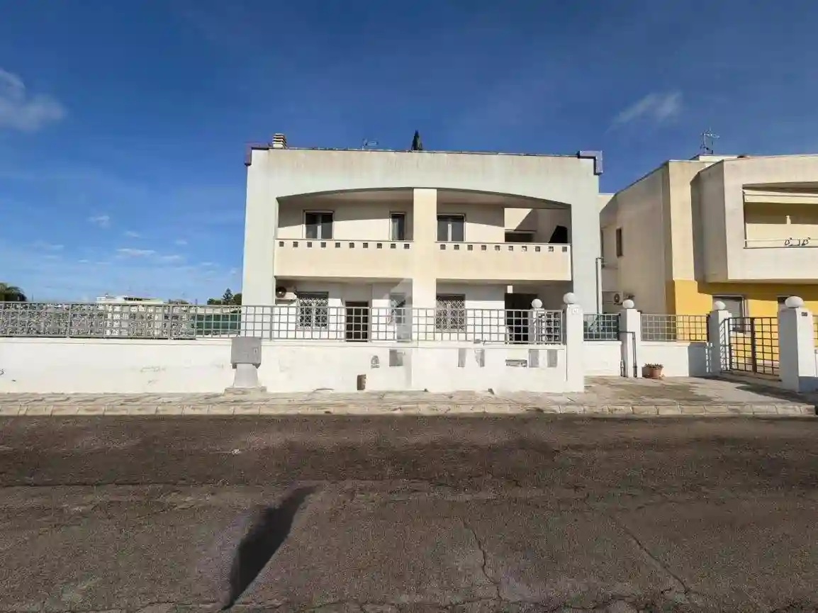 Villa bifamiliare via A. Gramsci 32, Alezio - foto 4