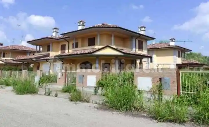 Villa all'asta via Cassarà, Roncaro - foto 2