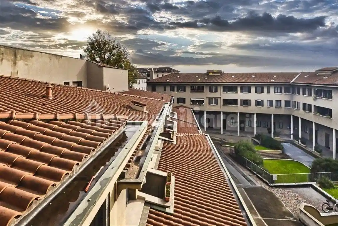 Quadrilocale via San Martino 5, Centro Storico, Monza - foto 2