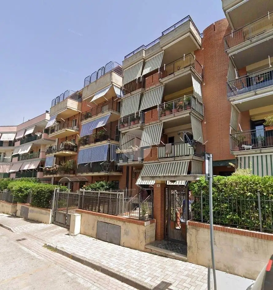 Trilocale viale Geranei 2, Centro, Cercola - foto 2