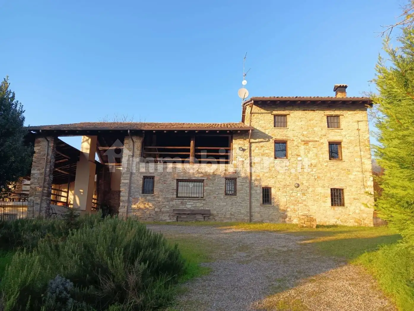 Rustico - Casale in vendita a Alta Val Tidone