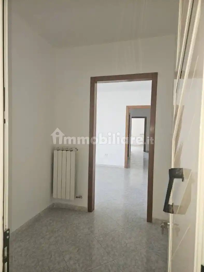 Trilocale via Giuseppe Garibaldi 24, Centro, Carmiano - foto 2