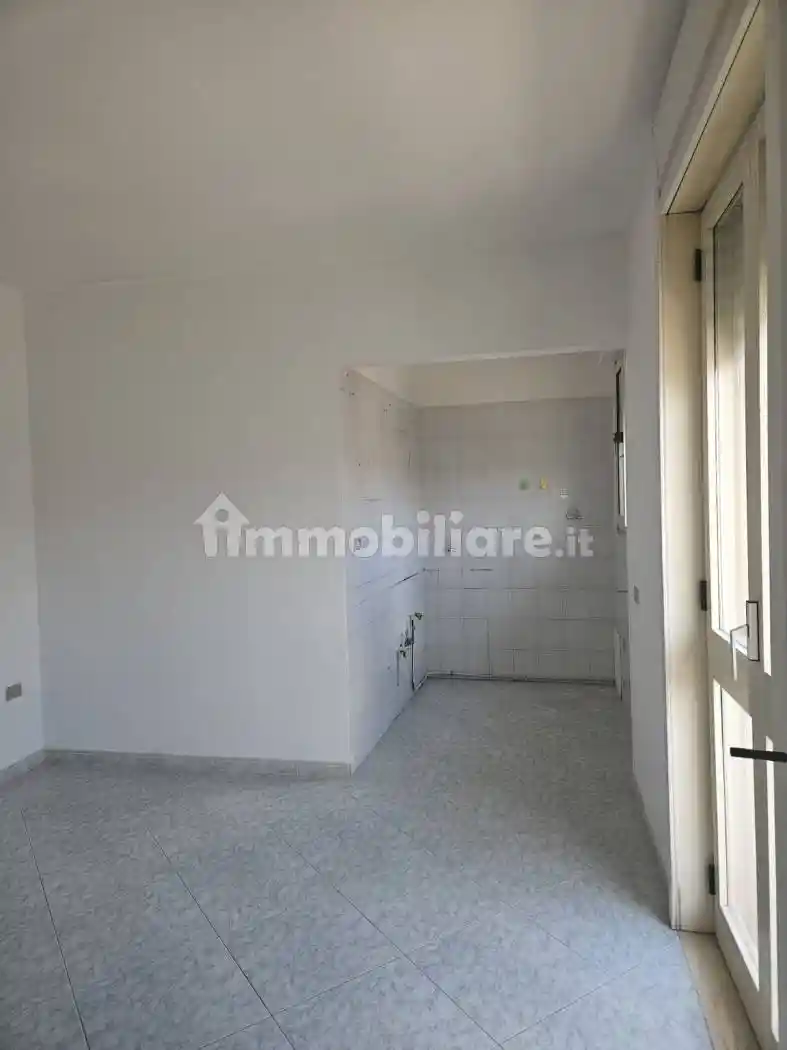 Trilocale via Giuseppe Garibaldi 24, Centro, Carmiano - foto 4