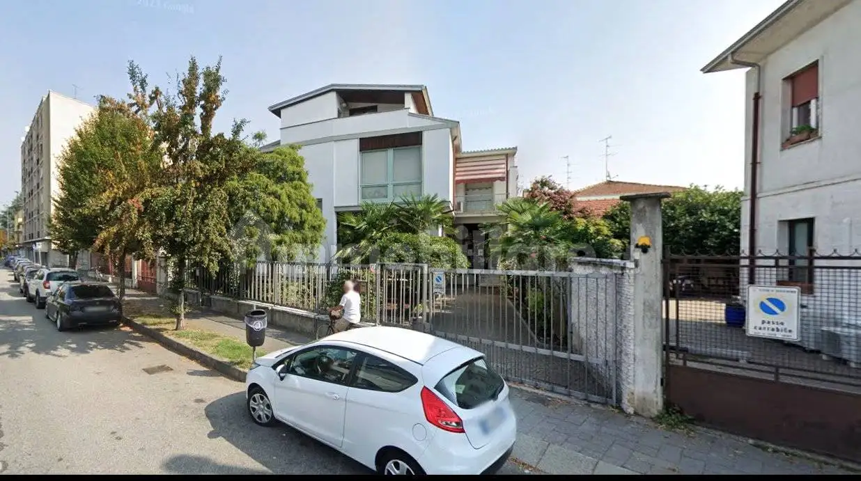 Villa in vendita a Vigevano