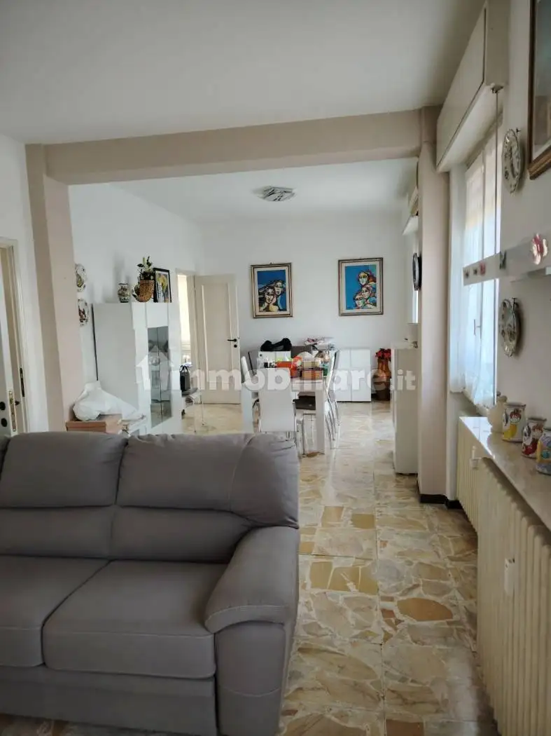 Appartamento in affitto a Stradella