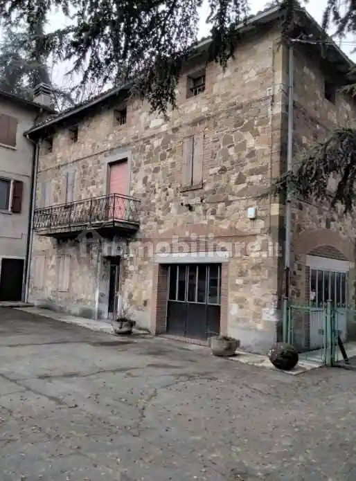 Rustico - casale all'asta via Borgonovi, Viano - foto 2