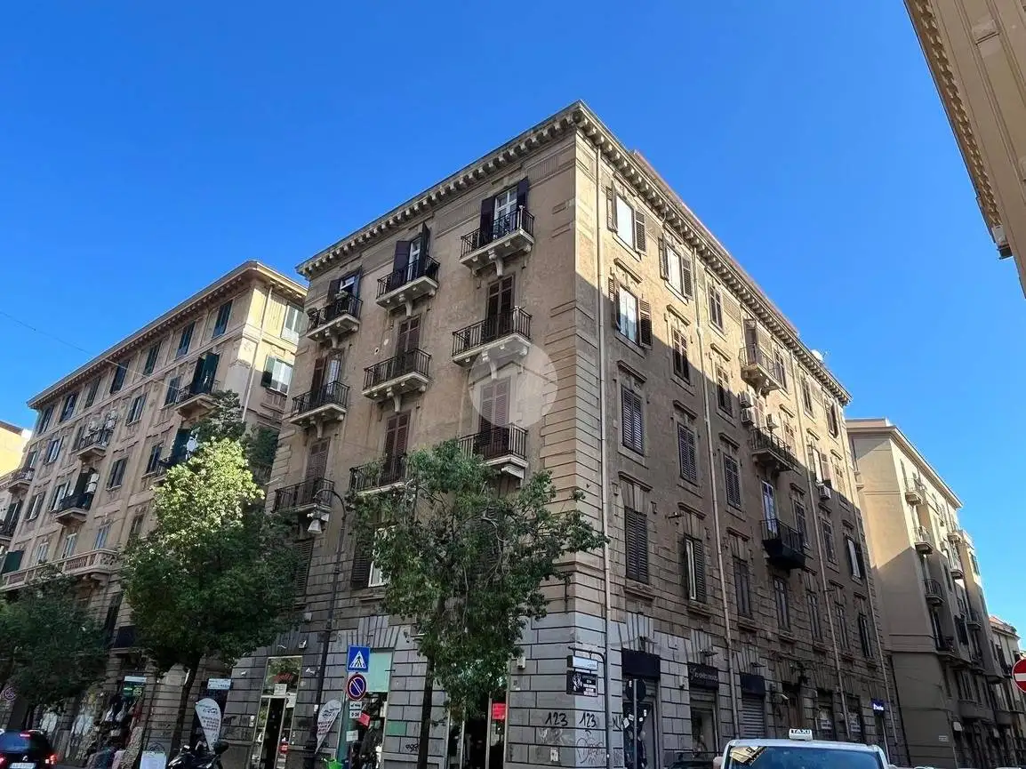 Appartamento in vendita a Palermo