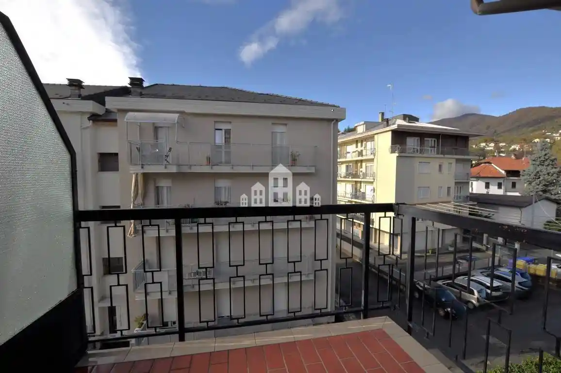 Trilocale via Cappuccini 3, Centro, Cuorgnè - foto 5