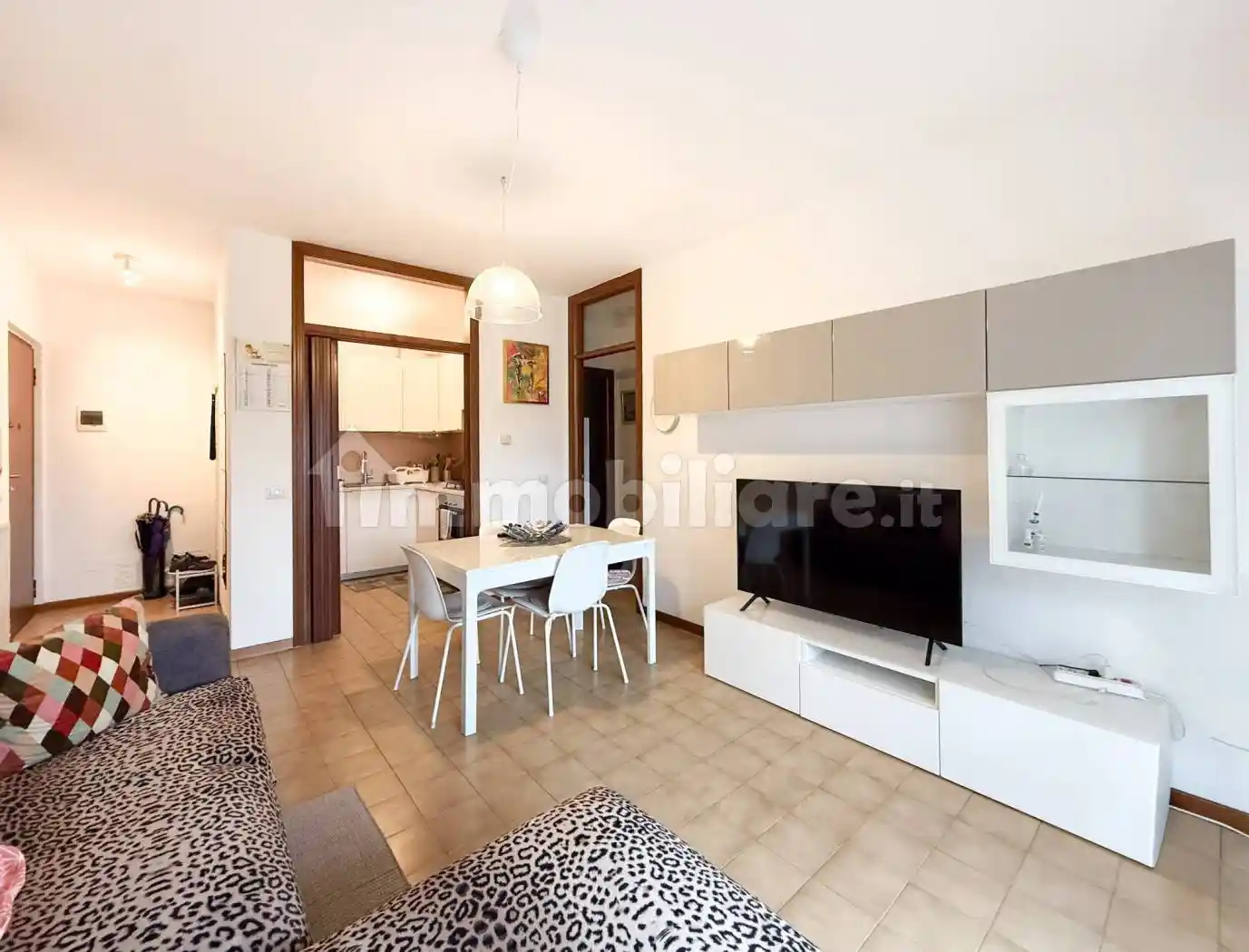 Bilocale ottimo stato, quarto piano, Santa Croce, Verona - foto 2