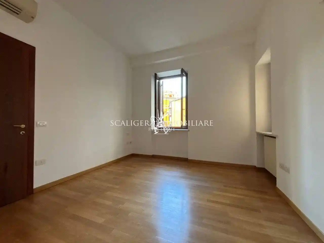 Quadrilocale ottimo stato, primo piano, Centro Storico, Verona - foto 2