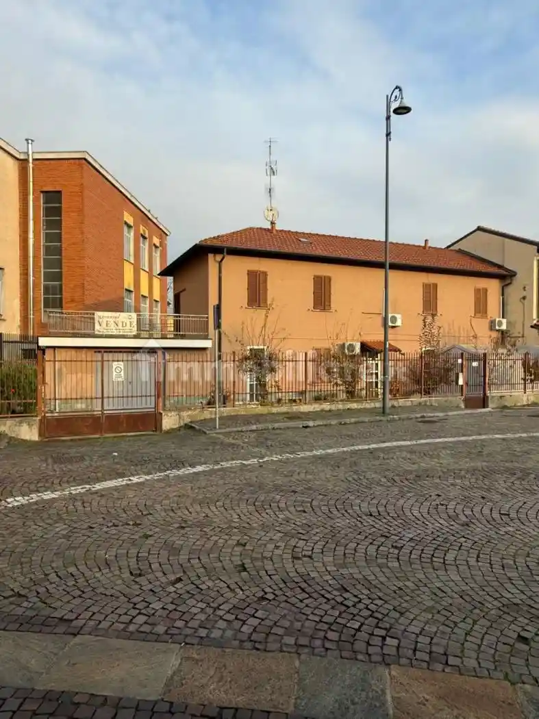 Villa in vendita a Pieve Emanuele