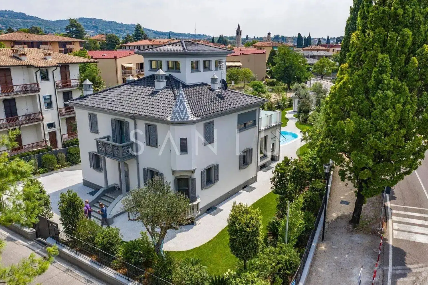 Villa in vendita a Bardolino