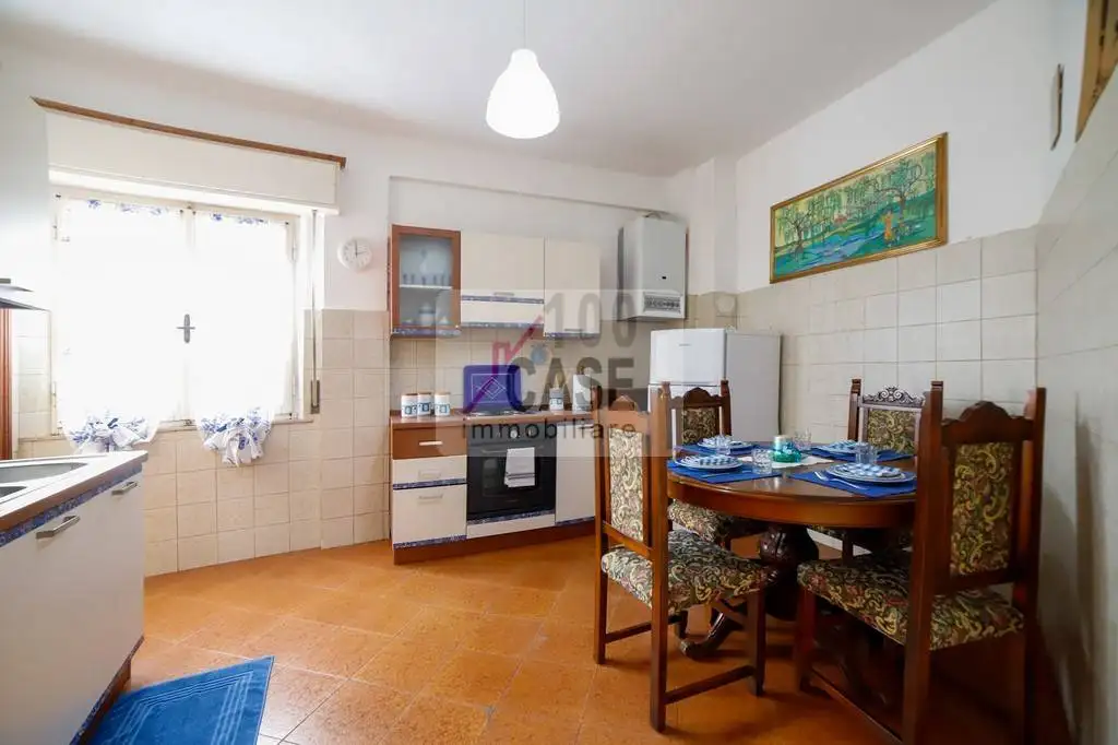 Quadrilocale via 25 Aprile 28, Abbadia San Salvatore - foto 5