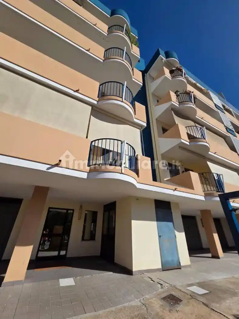 Trilocale via Renato Prunas 3, Sant'Elia, Cagliari - foto 3