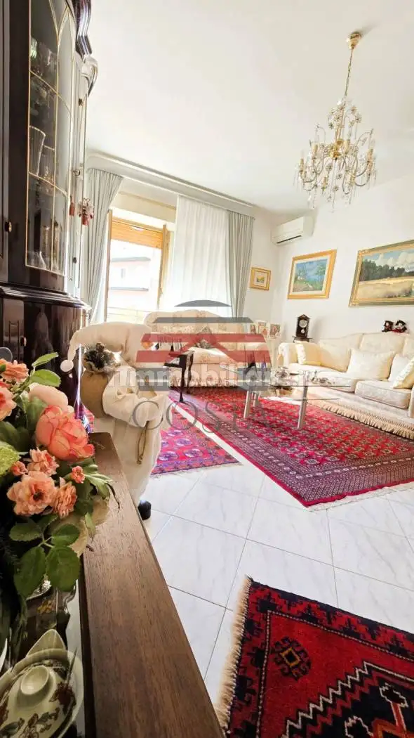 Appartamento in vendita a Palermo