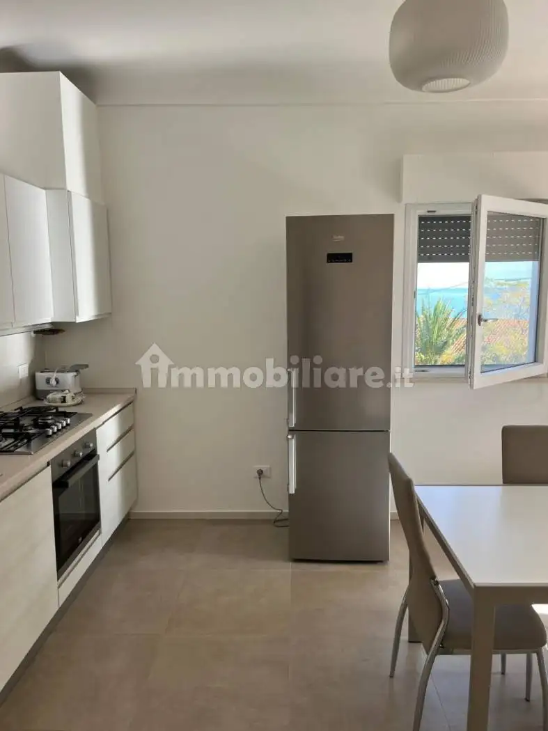 Appartamento in affitto a Rocca San Giovanni