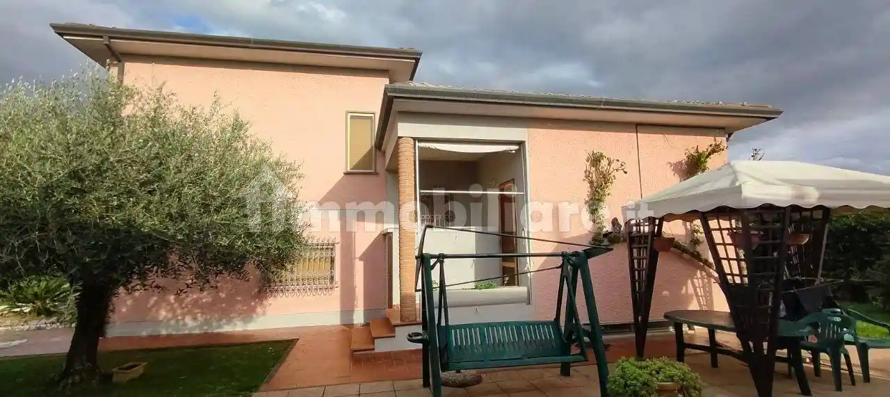 Villa in vendita a Camaiore