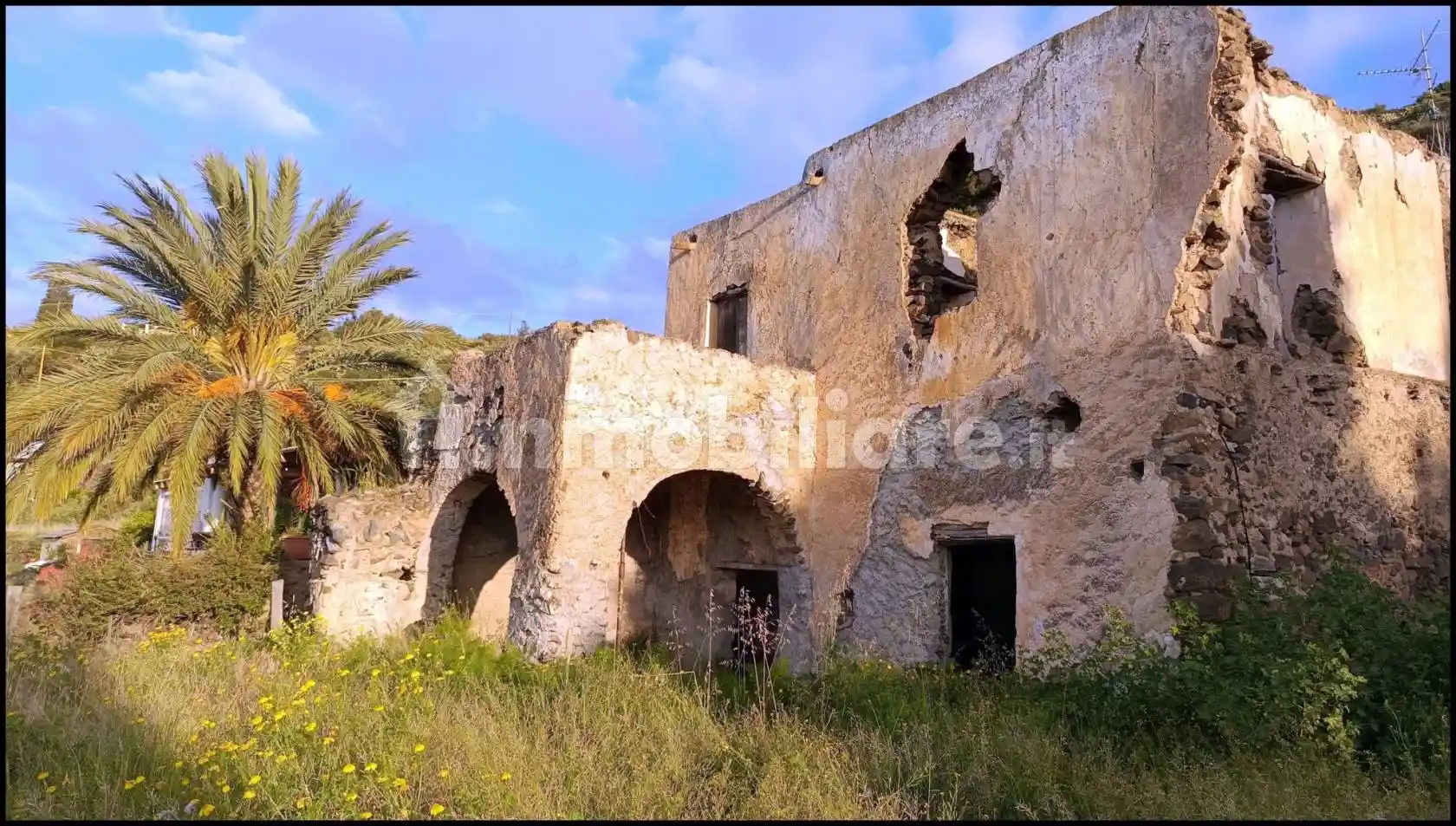 Rustico - Casale in vendita a Lipari