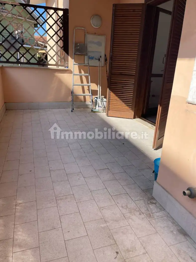 Trilocale via Oneglia 1, Centro, Ladispoli - foto 2