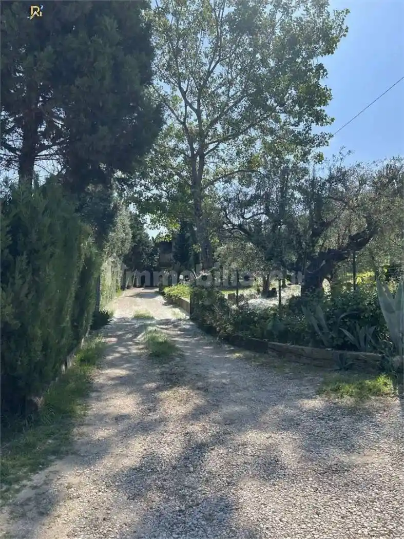 Casa indipendente all'asta via De Litio, Roseto degli Abruzzi - foto 5