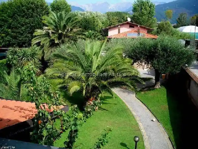 Villa in vendita a Massa