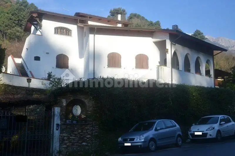 Villa in vendita a Montignoso
