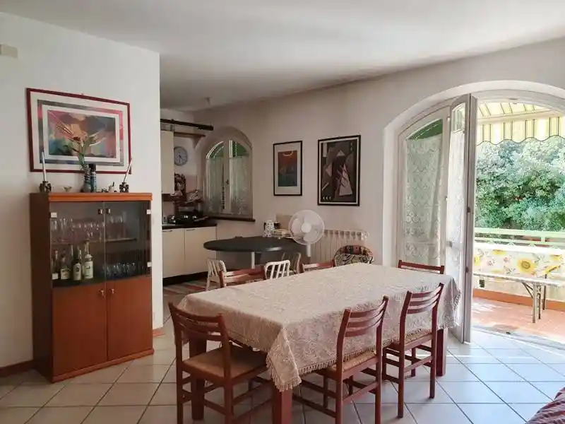 Appartamento in vendita a Massa