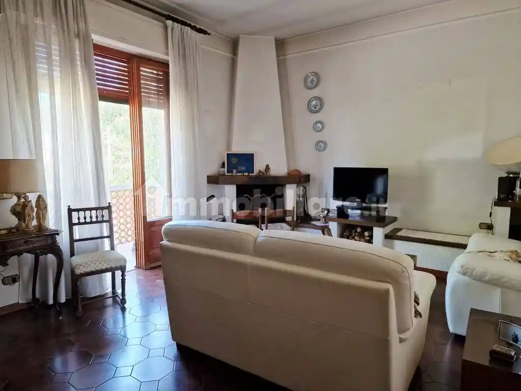 Appartamento in vendita a Massa