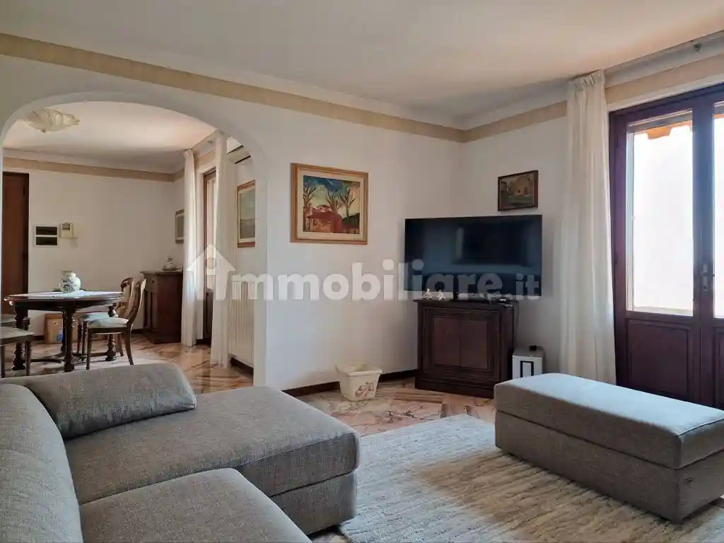 Villetta a schiera in vendita a Massa