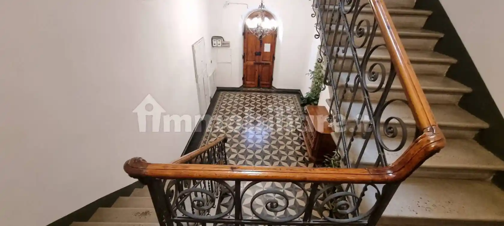 Appartamento piazza del Collegio 1, Centro Storico - San Francesco, Prato - foto 3