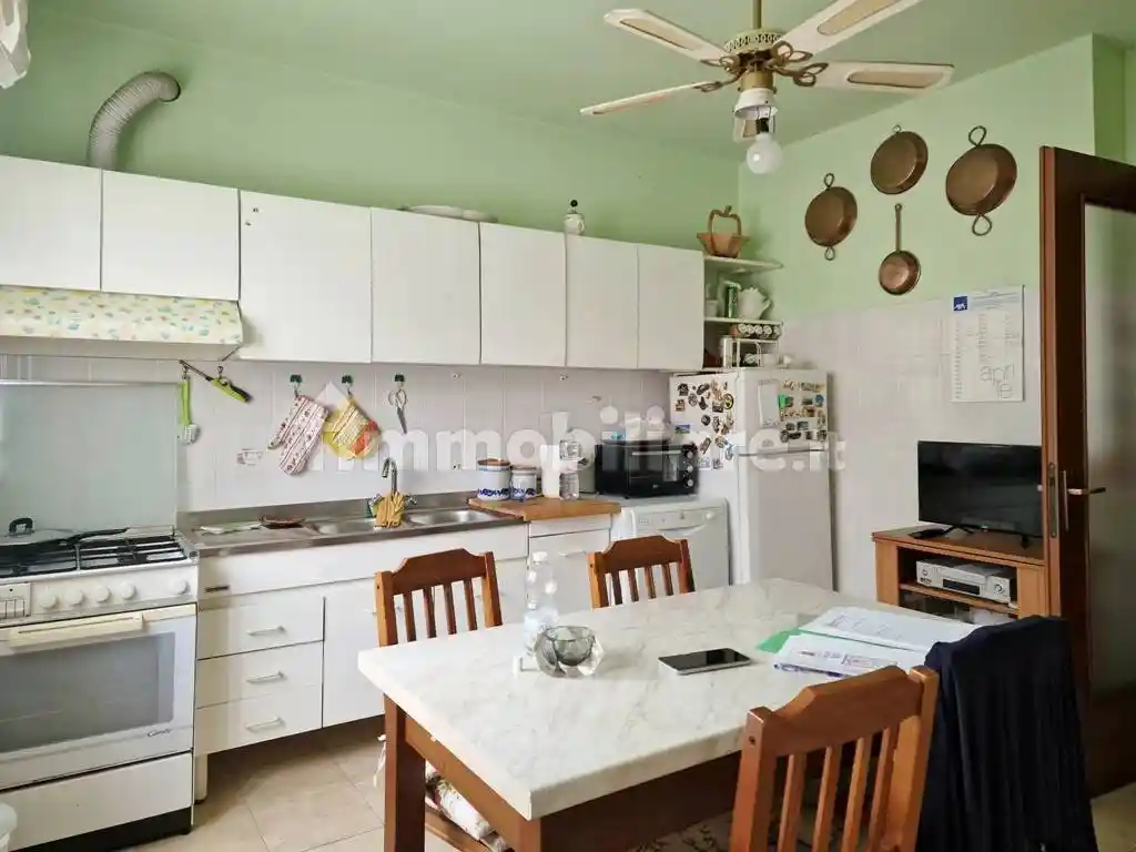 Quadrilocale ottimo stato, quinto piano, Rinchiostra - Quercioli, Massa - foto 5