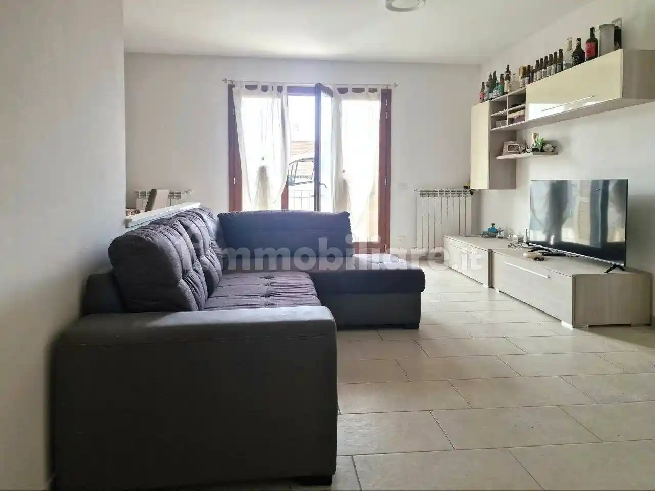 Trilocale ottimo stato, piano terra, Romagnano, Massa - foto 3