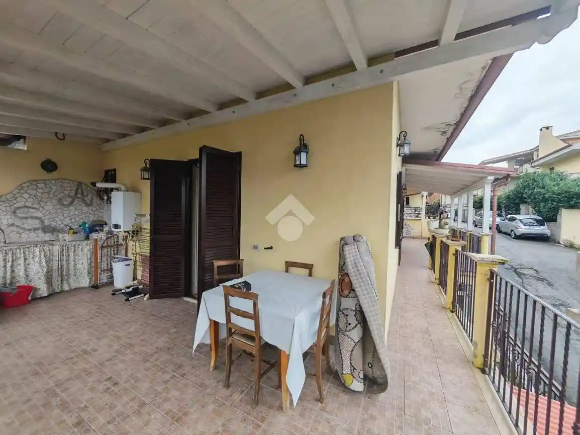 Trilocale via Ezio Bevilacqua 14, Centro, Guidonia Montecelio - foto 3