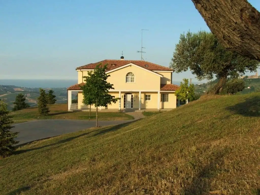 Villa unifamiliare via Colle Razzi 1, Città Sant'Angelo - foto 2
