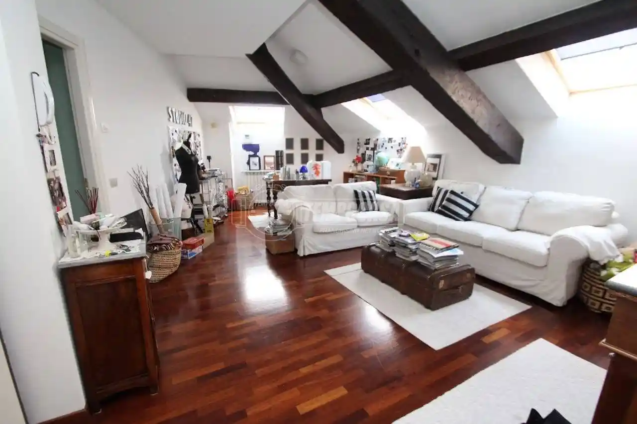 Appartamento in vendita a Novara