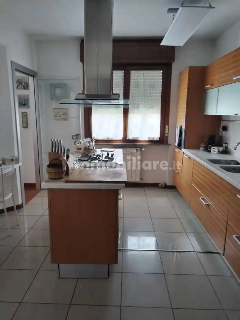 Trilocale via Pio XII 13, Carnago - foto 5