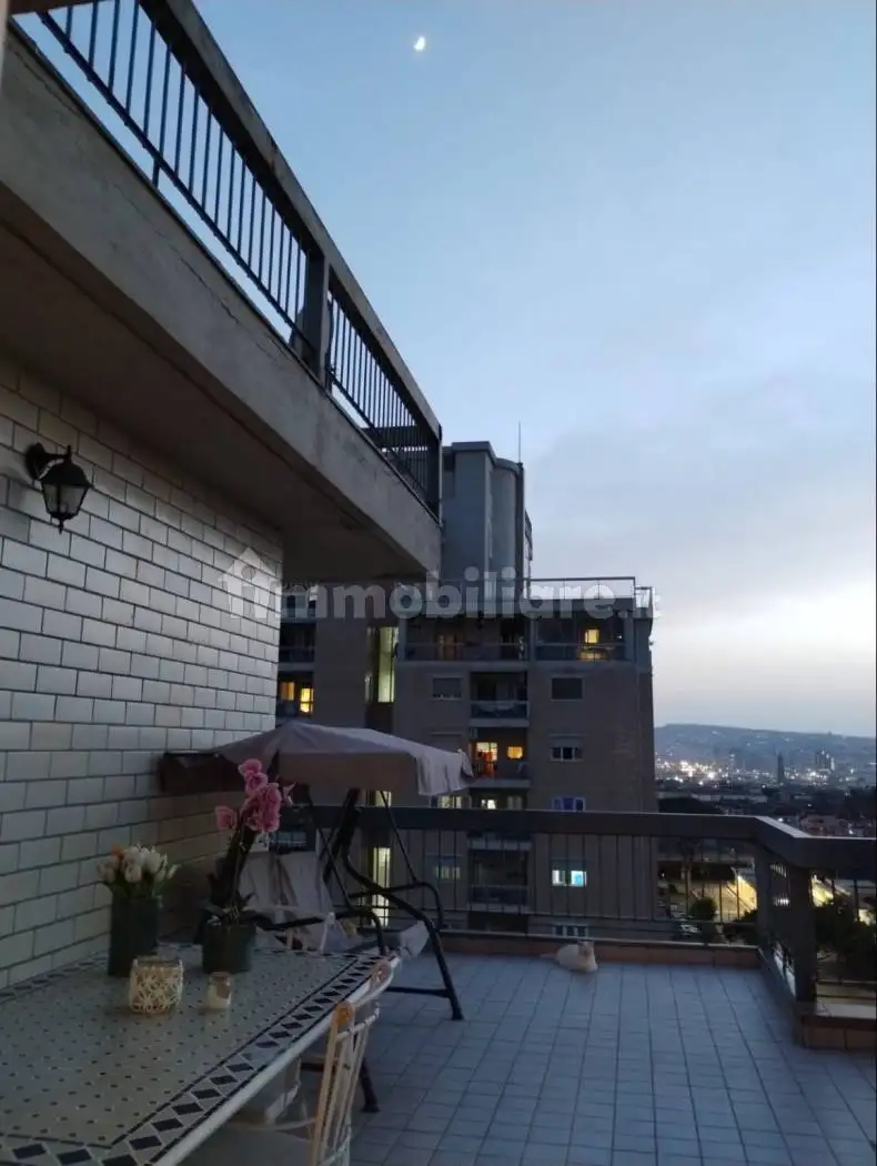 Appartamento in vendita a Napoli