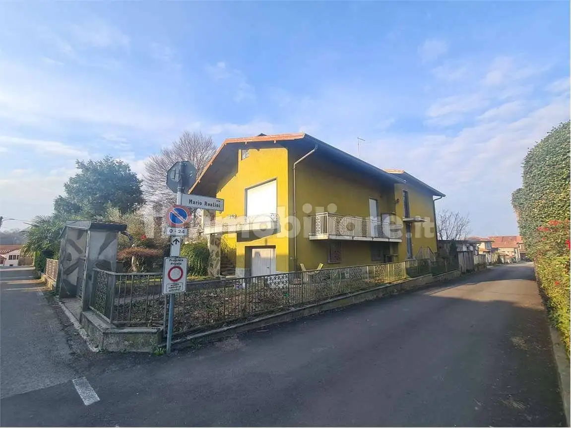 Villa in vendita a Valmorea