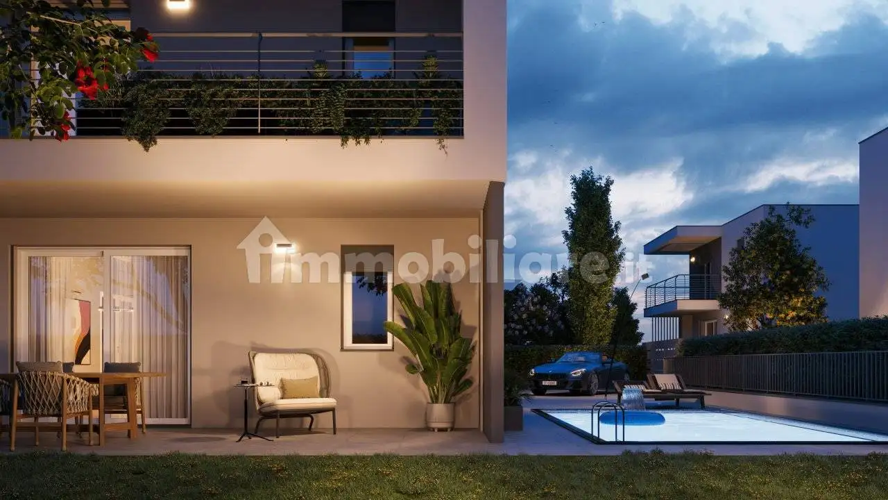 Villa in vendita a Albese con Cassano