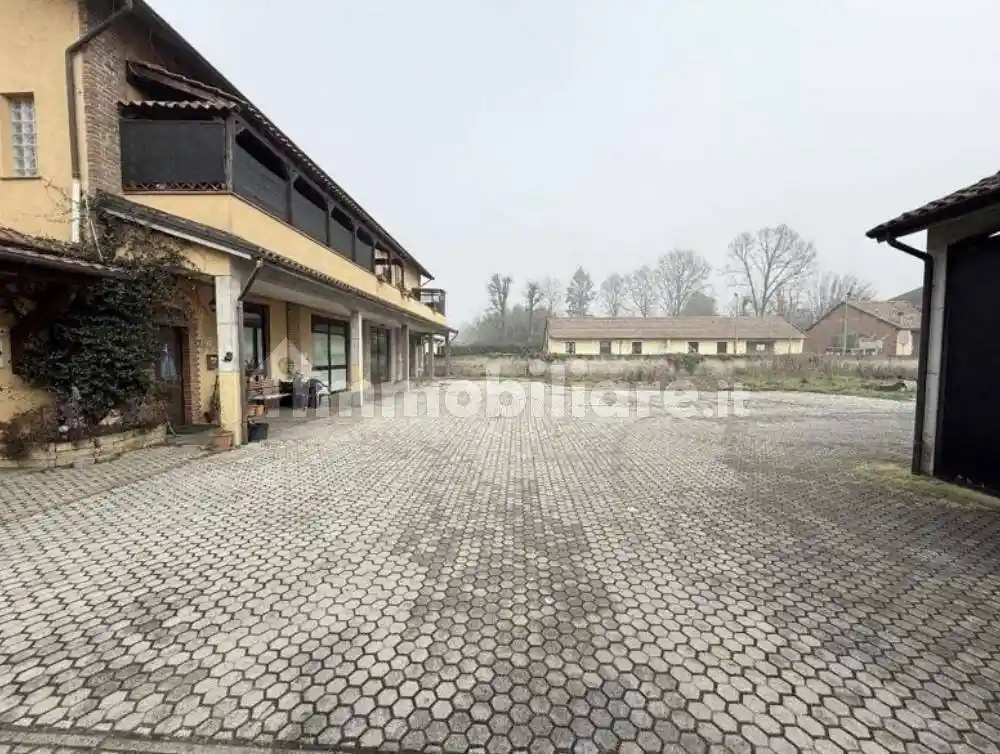 Appartamento all'asta via Novara,  4, Castello d'Agogna - foto 2