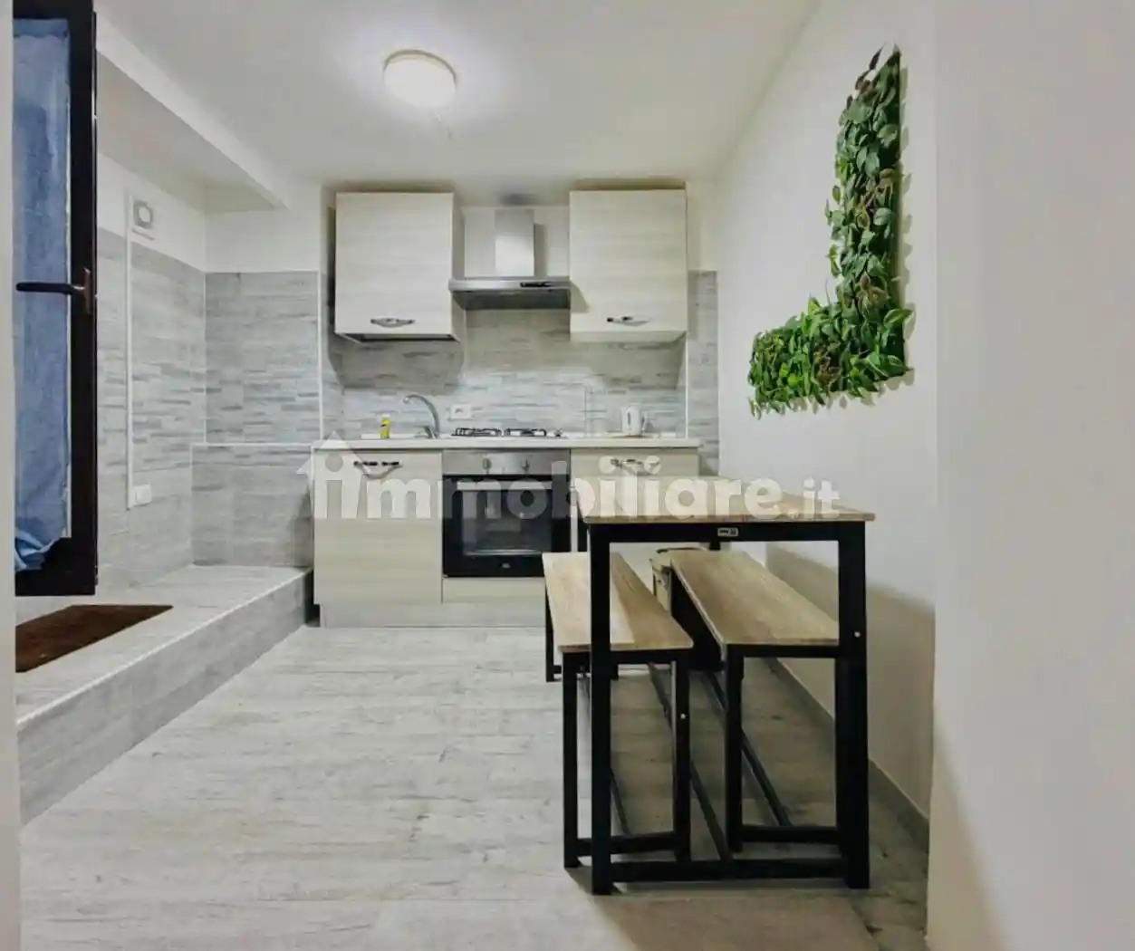 Monolocale via Cappella dei Cangiani 46, Zona Ospedaliera, Napoli - foto 5