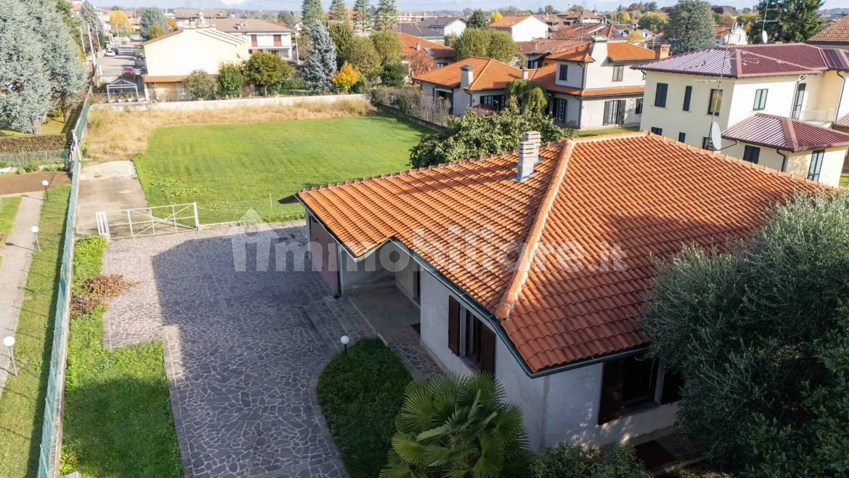 Villa unifamiliare via Mascagni, Centro, Cislago - foto 2