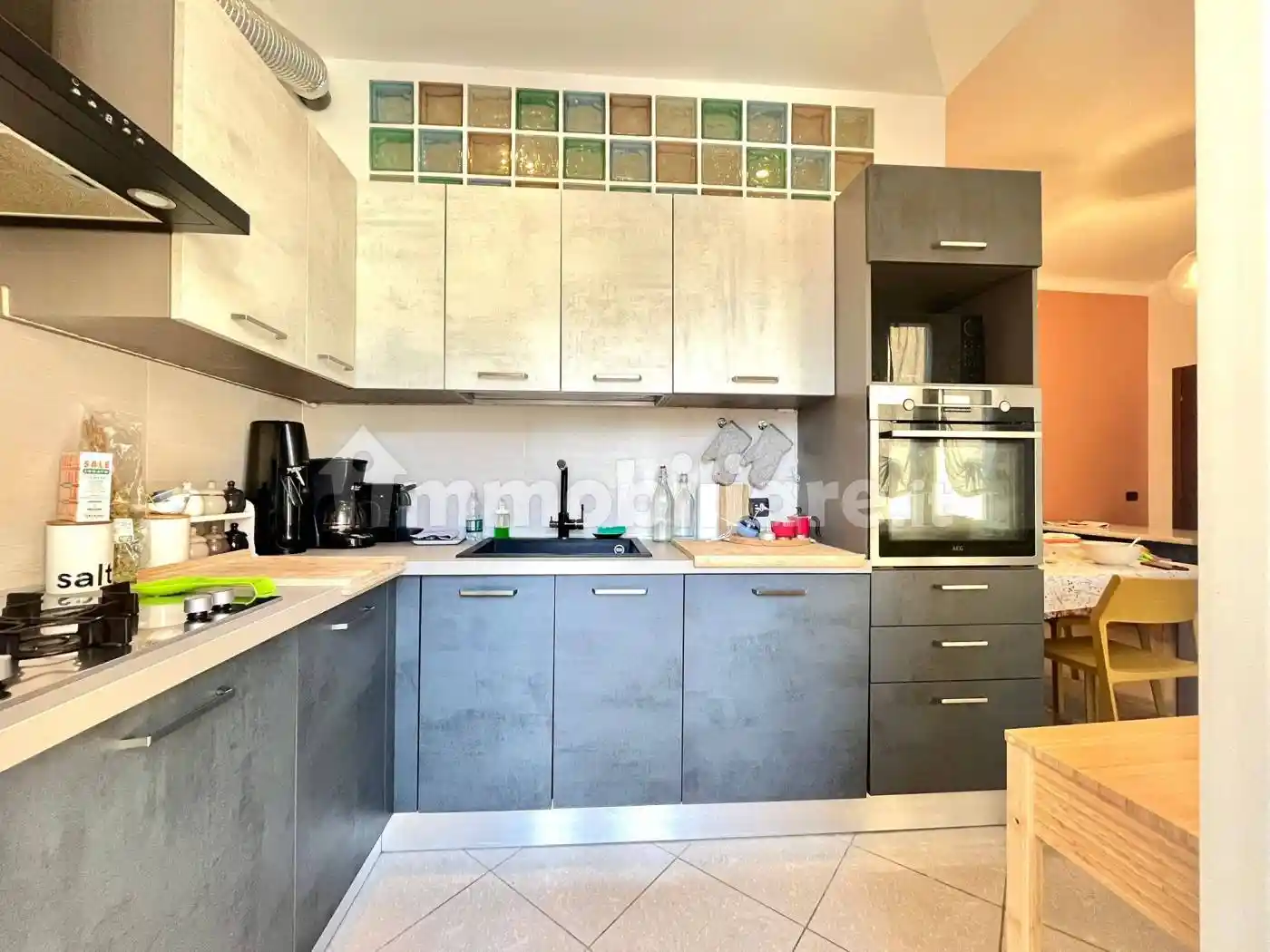 Appartamento in vendita a Genova