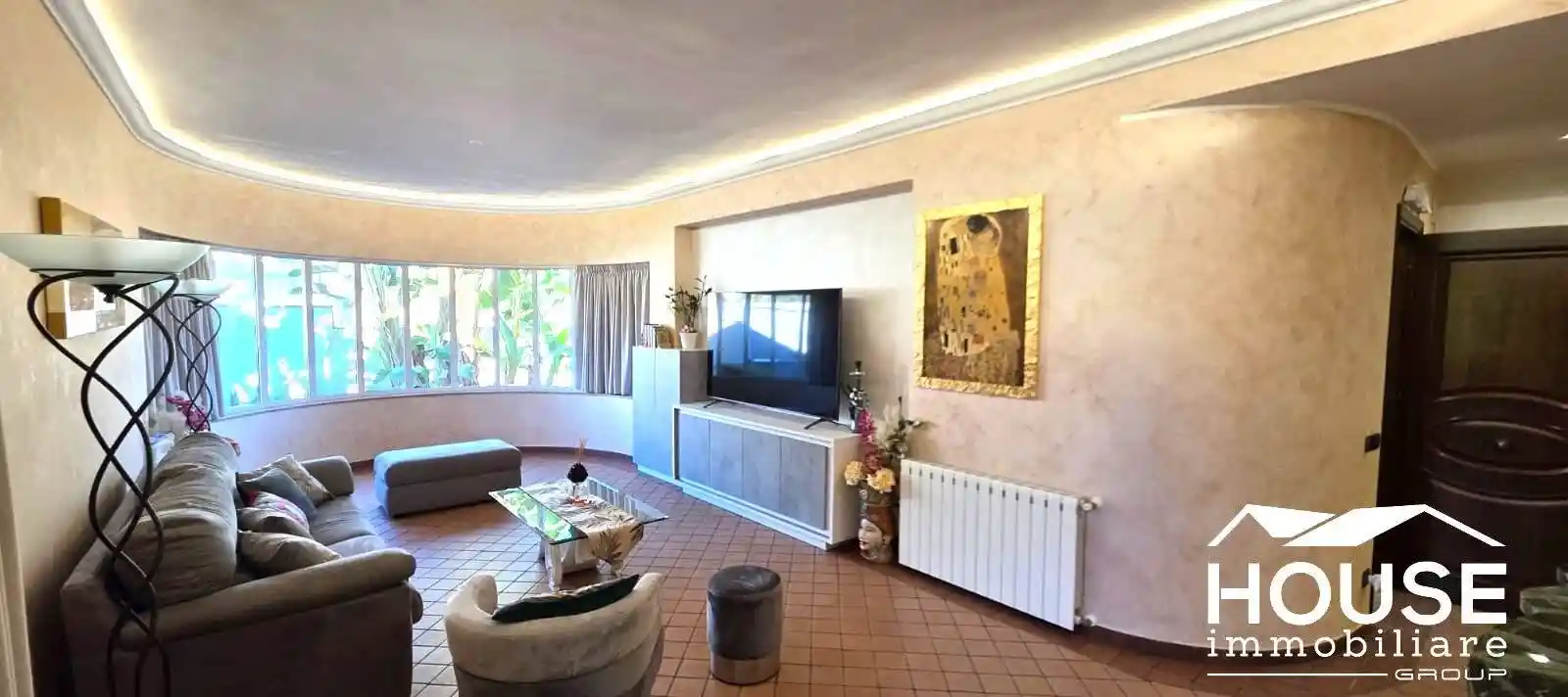 Villa in vendita a Gravina di Catania