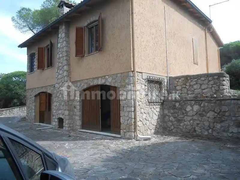 Villa in vendita a Orbetello