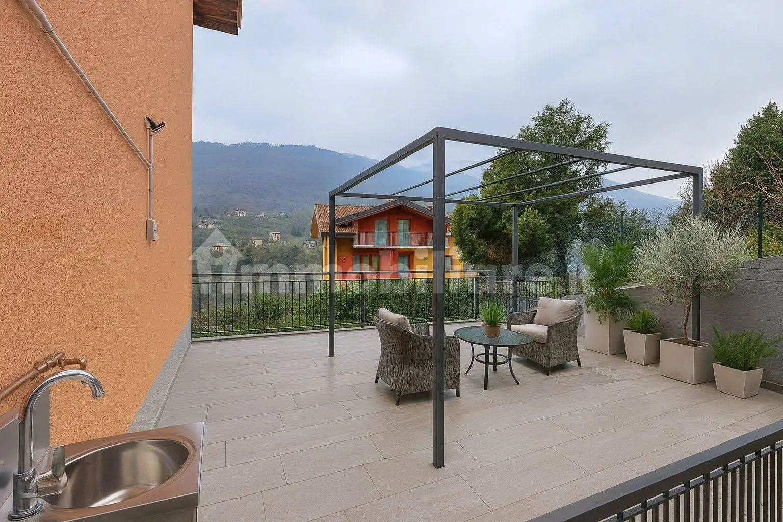 Terratetto unifamiliare 257 m², buono stato, Caroli, Capizzone - foto 2