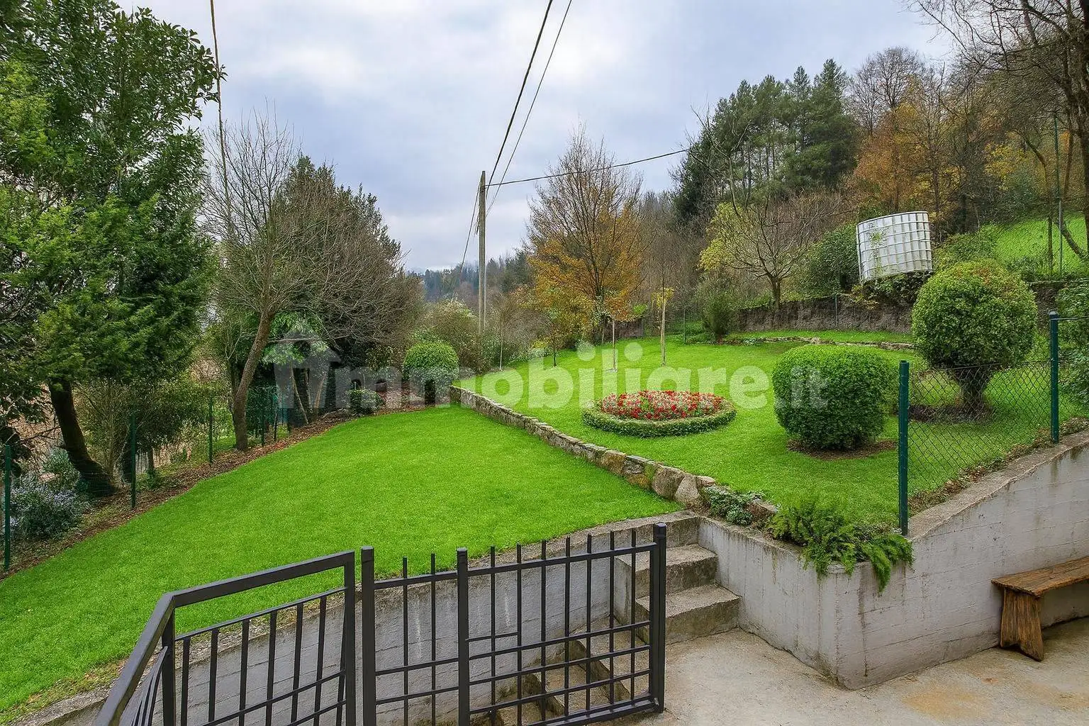 Terratetto unifamiliare 257 m², buono stato, Caroli, Capizzone - foto 4