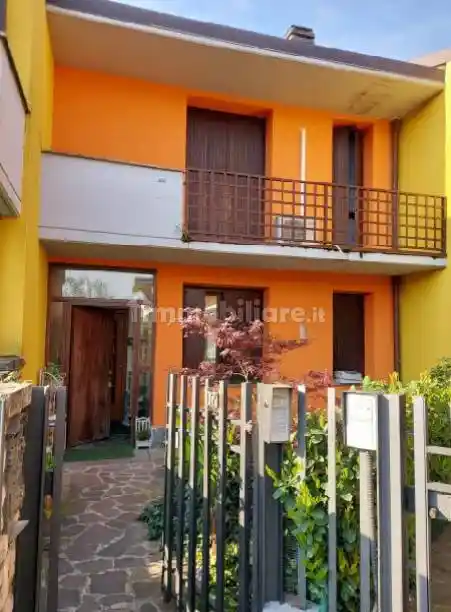 Villetta a schiera - foto 2