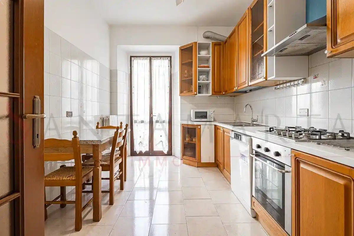 Quadrilocale piazza Cinque Giornate, Montenero, Milano - foto 5